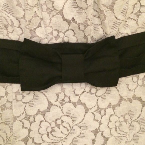 Lace Prom Party Bow Black and White dress - Picture 3 of 4
